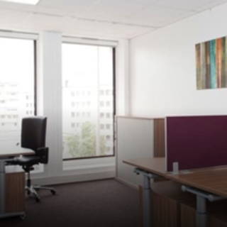 Bureau privé 16 m² 4 postes Coworking Avenue Ledru Rollin Paris 75012 - photo 1
